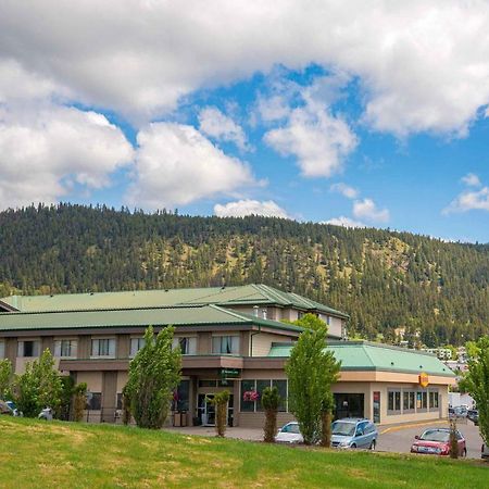 Sandman Hotel & Suites Уильямс-Лейк Экстерьер фото