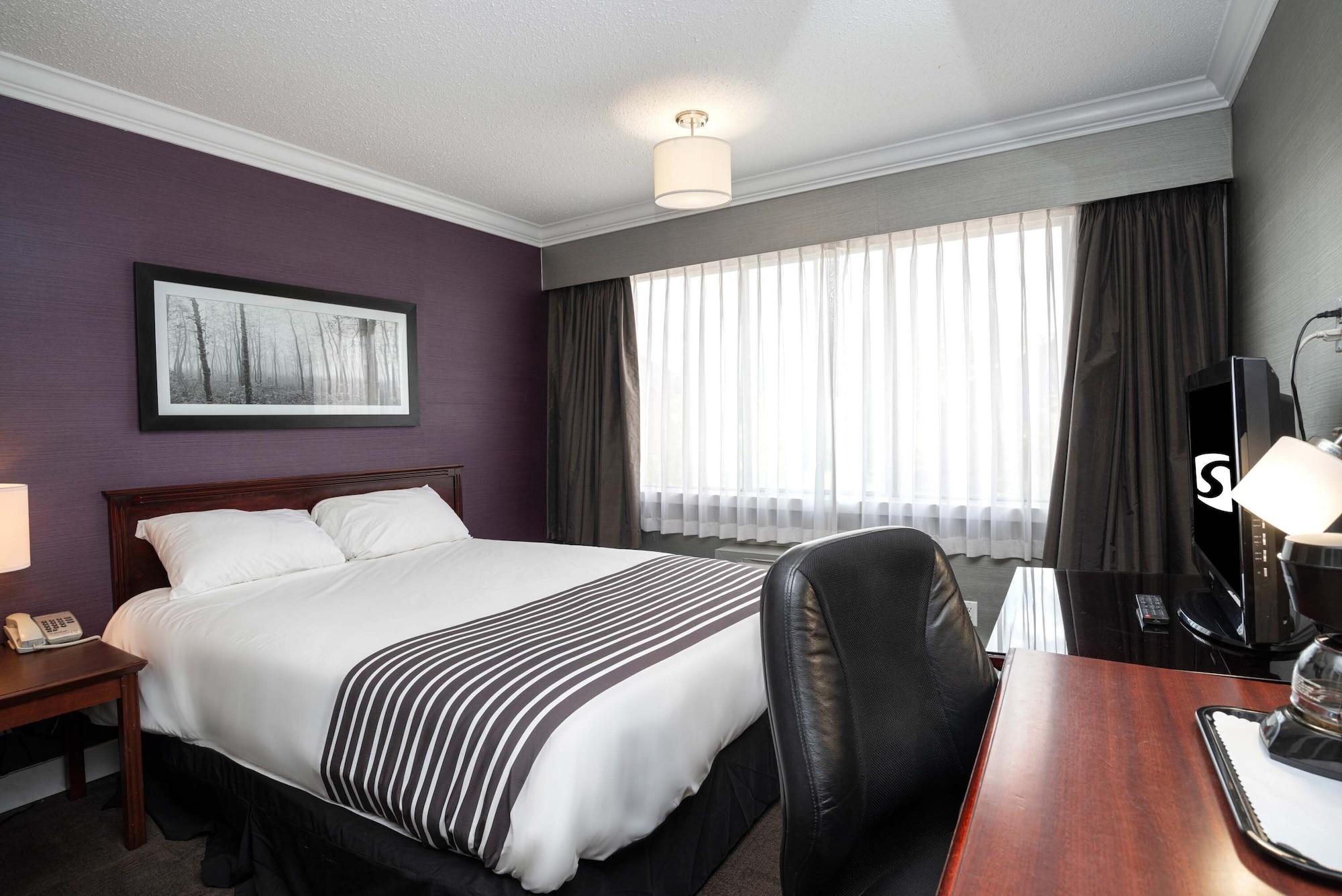 Sandman Hotel & Suites Уильямс-Лейк Экстерьер фото